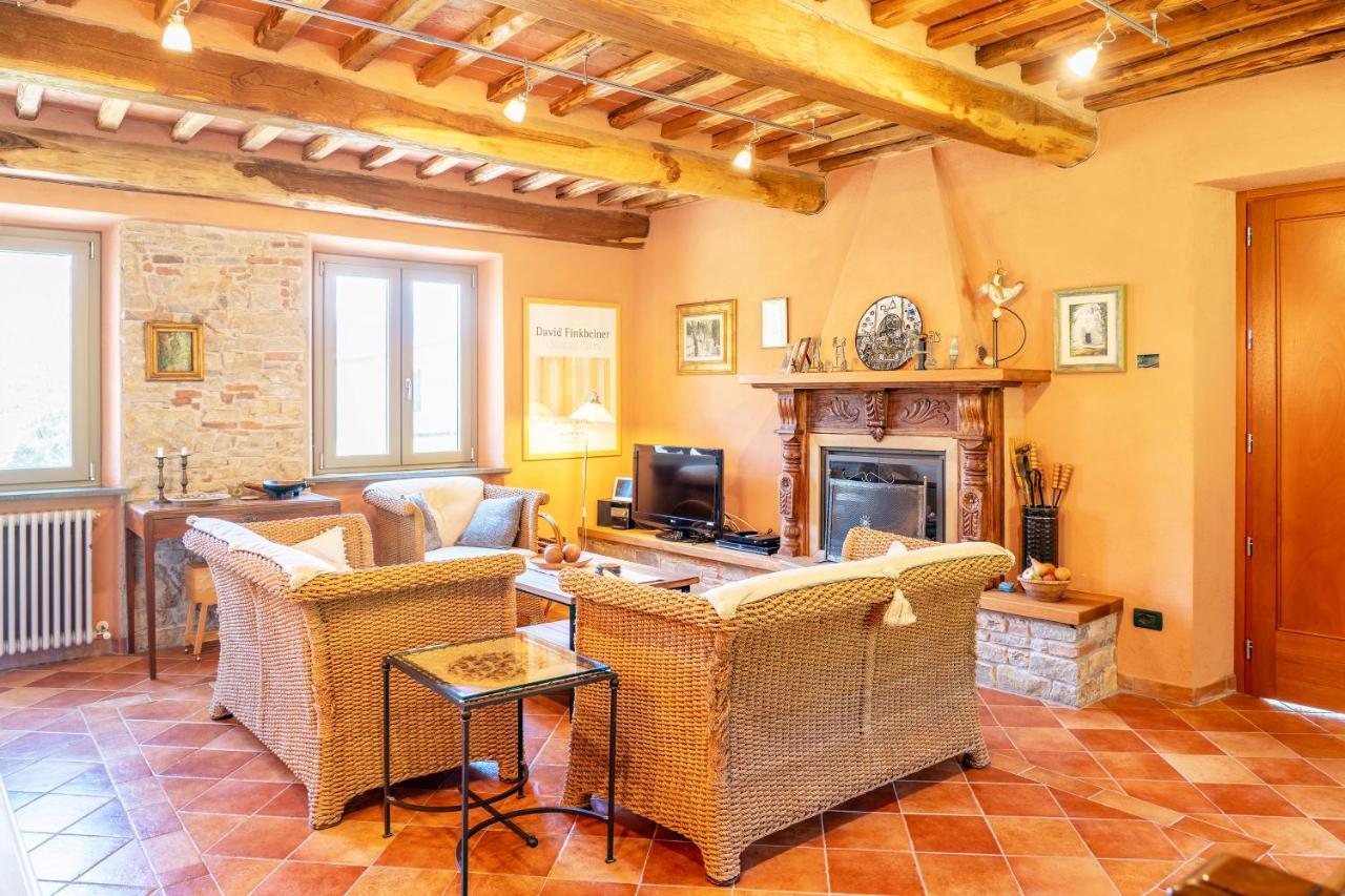 Villa Fenice - Elegant Country House Борго-а-Моццано Экстерьер фото